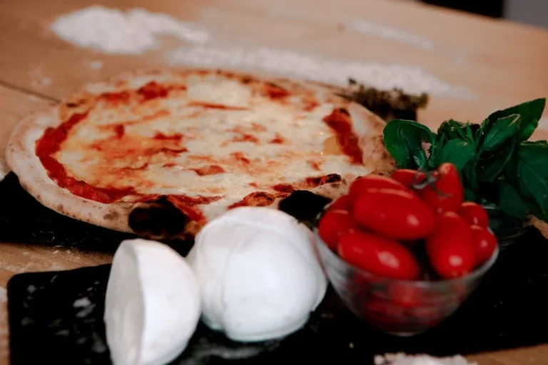 Pizzeria-alla-tabina-olmo-martellago-pizza-bufala-e1509917831822